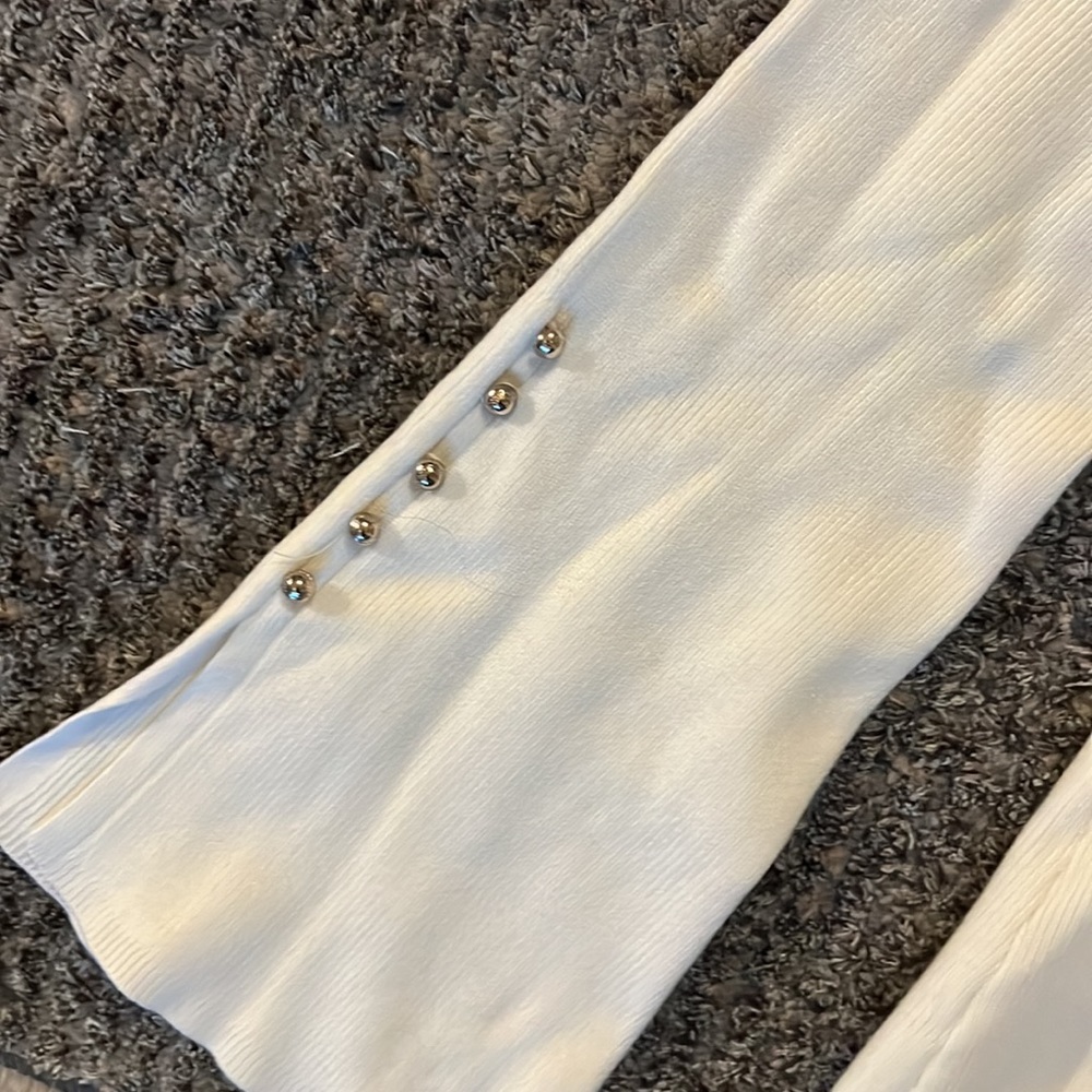 Never wore - Picture 3 of 7